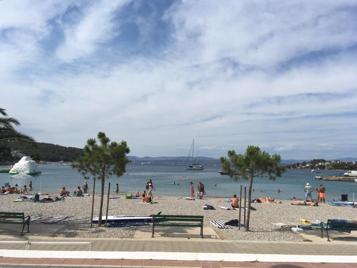 Solenta - Sunny & Bright Apartment Near Beach W Self Checkin Nečujam Exterior foto