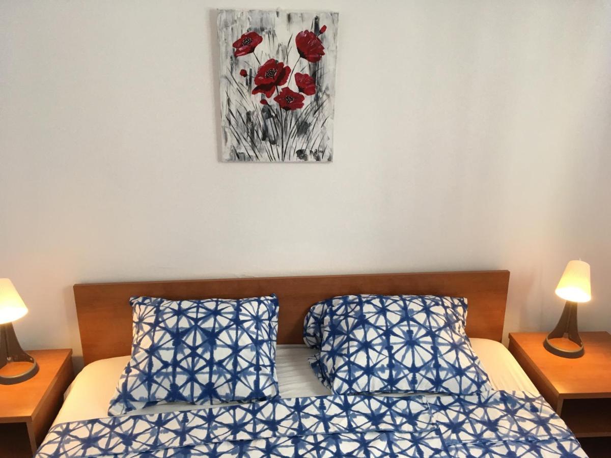 Solenta - Sunny & Bright Apartment Near Beach W Self Checkin Nečujam Exterior foto