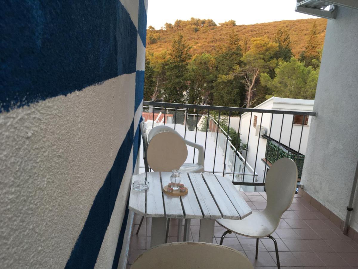 Solenta - Sunny & Bright Apartment Near Beach W Self Checkin Nečujam Exterior foto