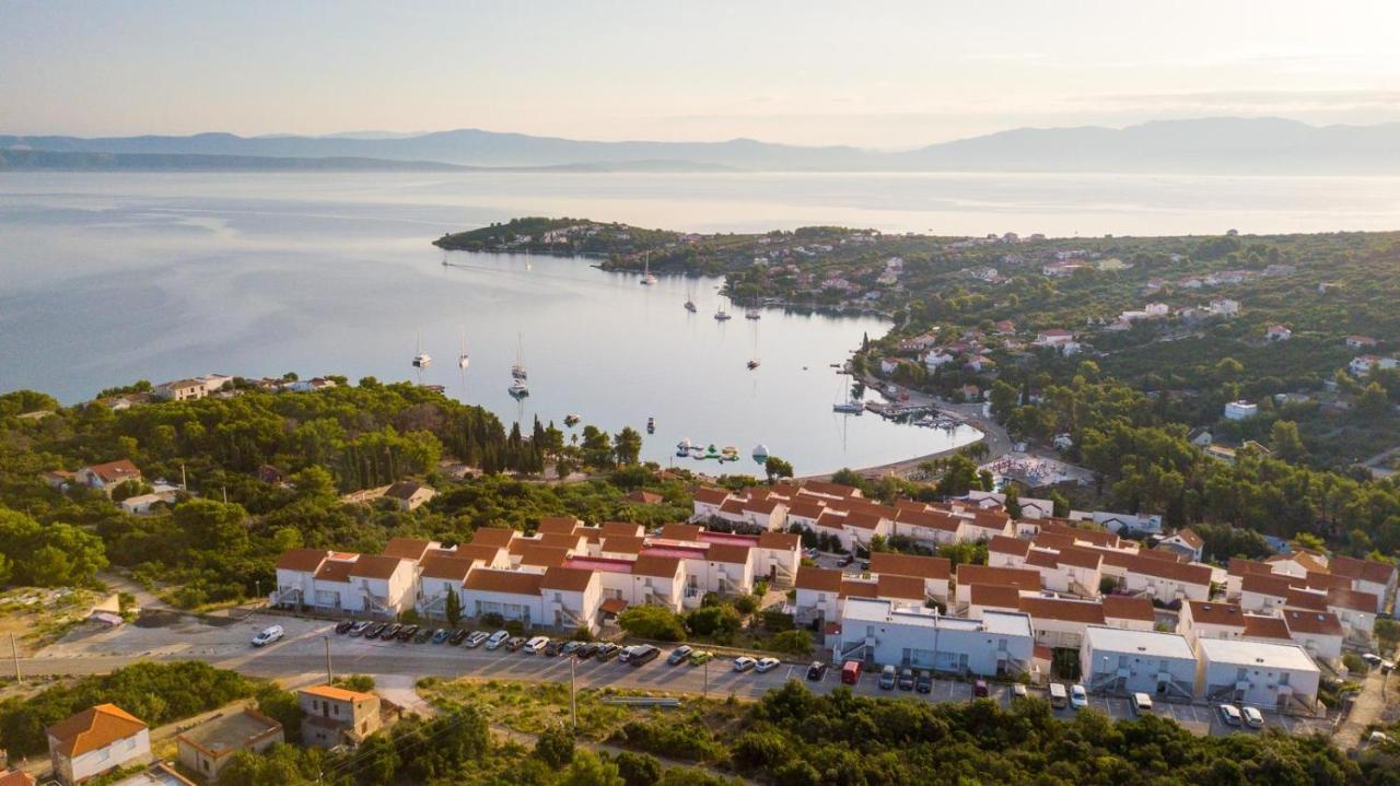 Solenta - Sunny & Bright Apartment Near Beach W Self Checkin Nečujam Exterior foto