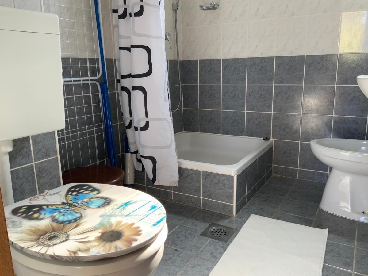 Solenta - Sunny & Bright Apartment Near Beach W Self Checkin Nečujam Exterior foto